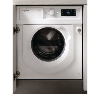 WHIRLPOOL BI WDWG 961484 EU vstavaná práčka so sušičkou